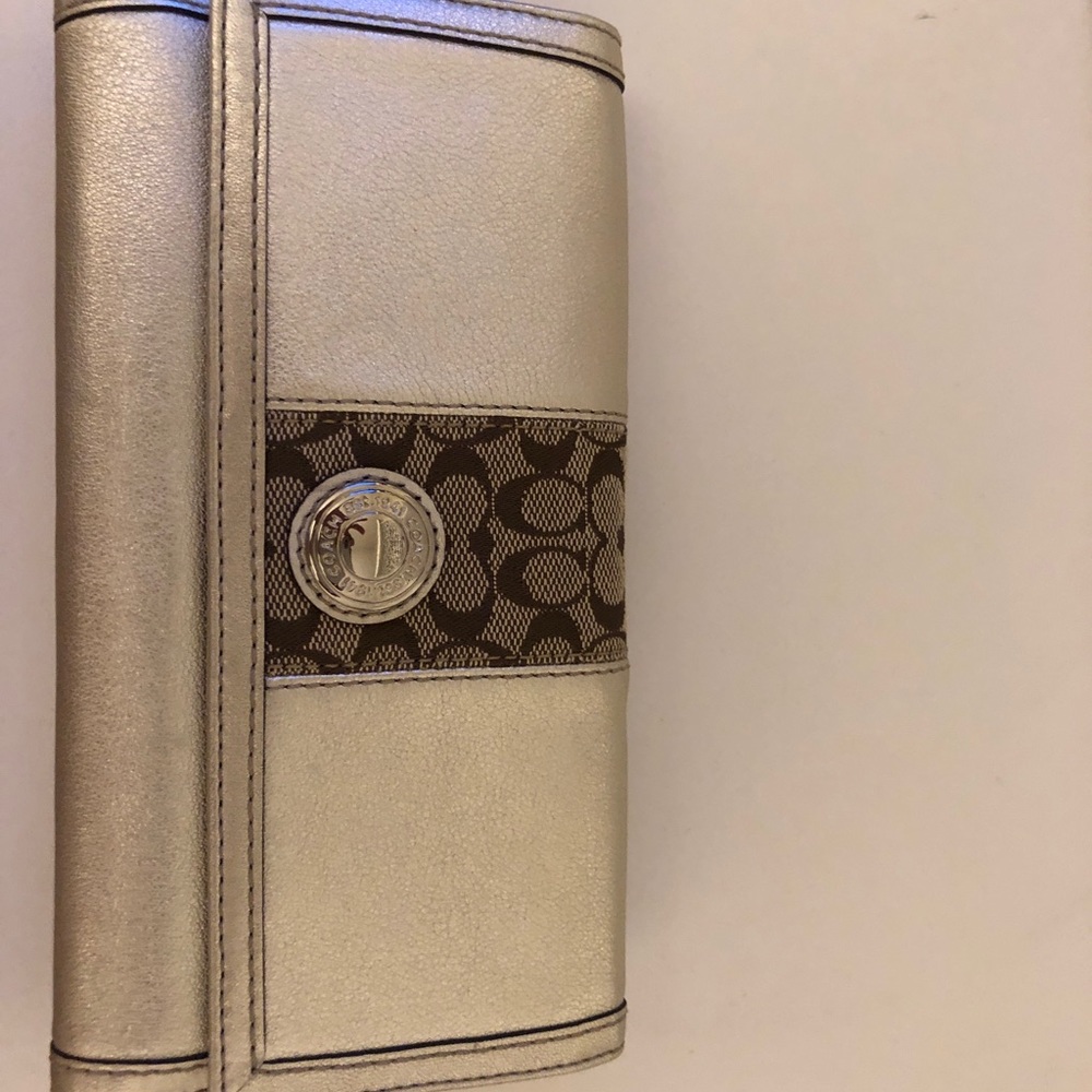 Coach wallet